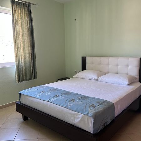 Ferienwohnung Blue Dream V&V Sarandë Exterior foto